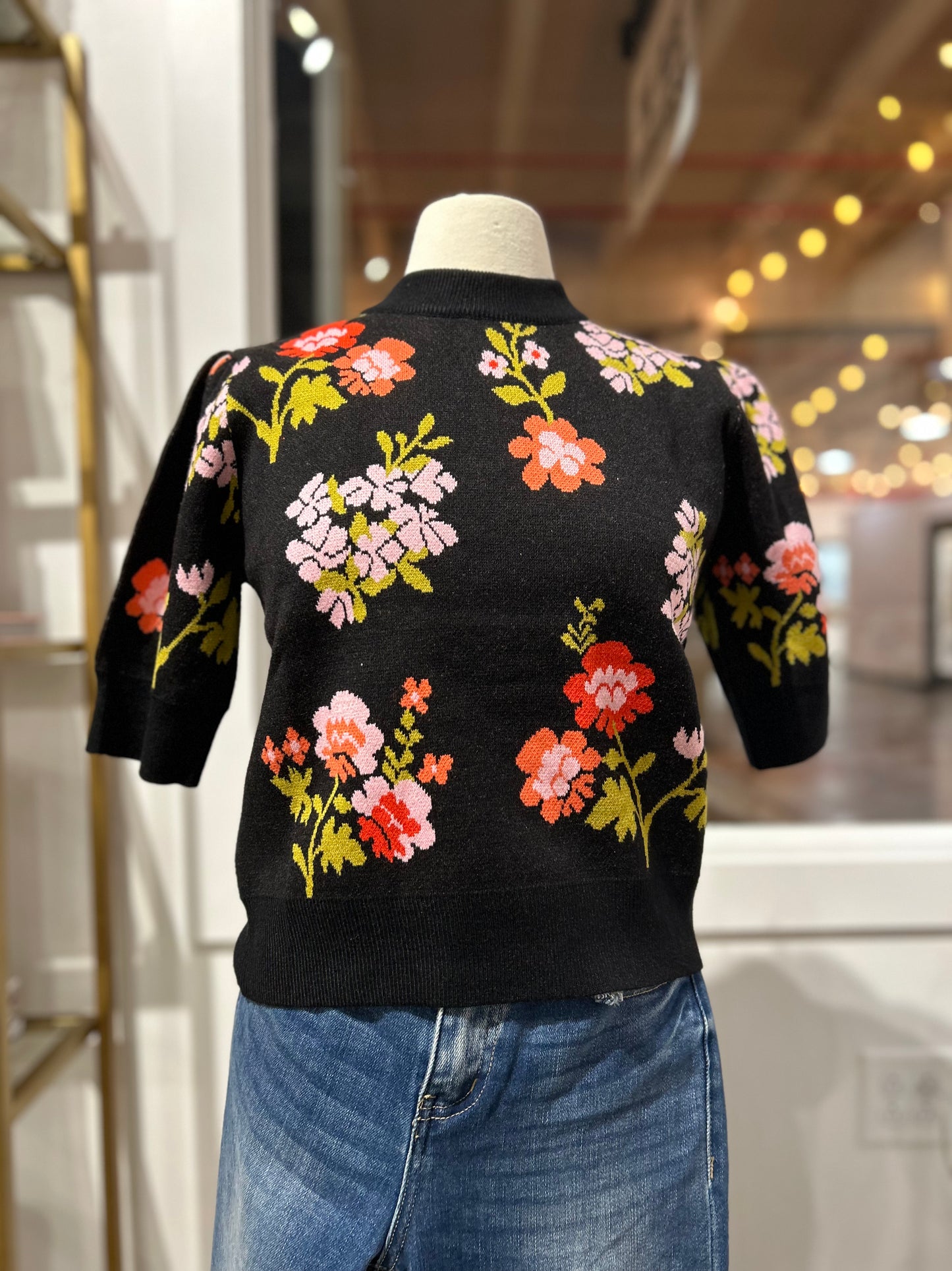 THML Short Sleeve Floral Knit Sweater Top