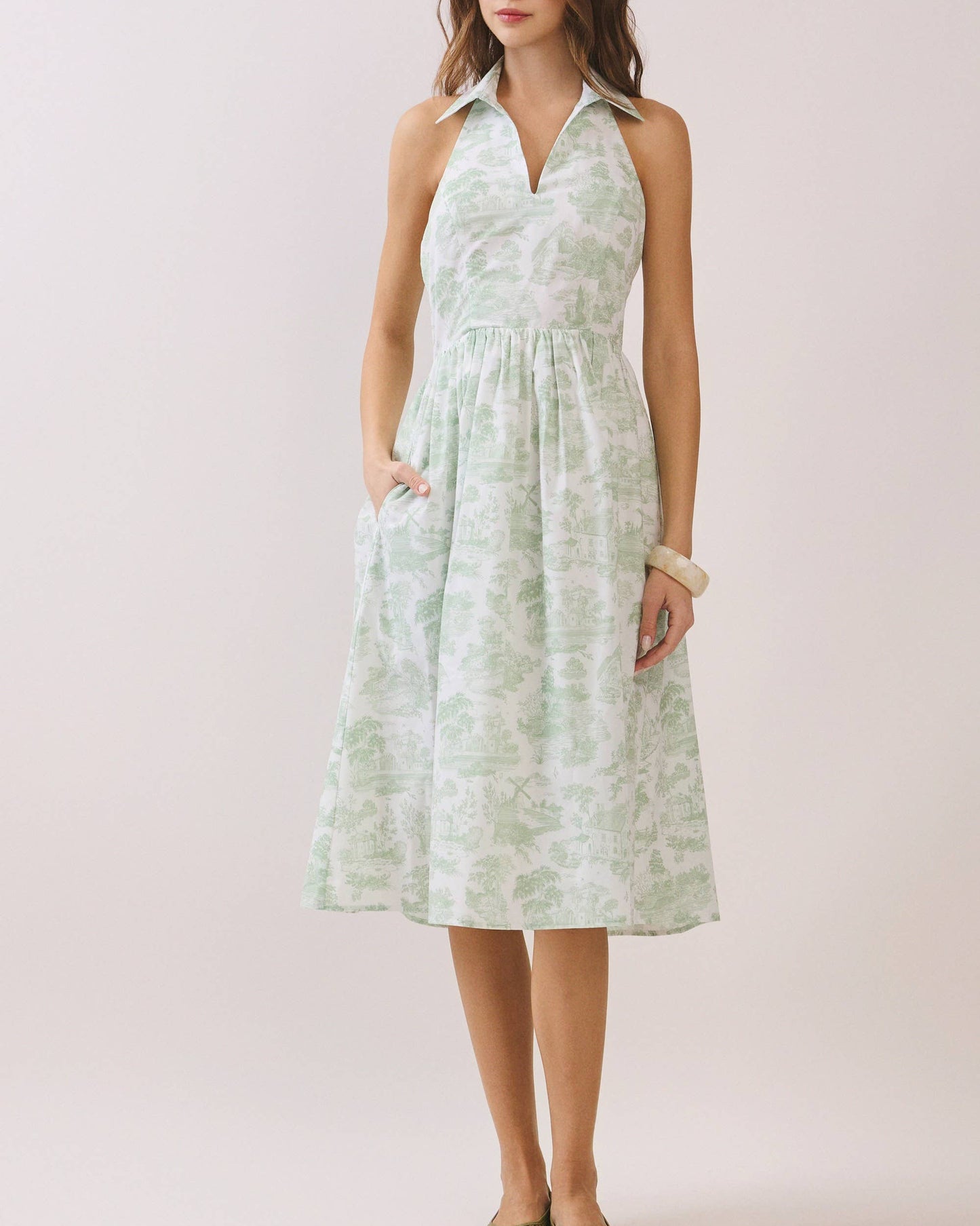green toile dress Cara Cara Octavia Dress, Fauna Floral Finished with subtle trim detailing (and yespockets!) Toile Navy Blue And Mint